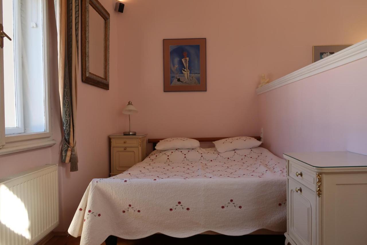 Apartment Themis Karlovy Vary Bagian luar foto