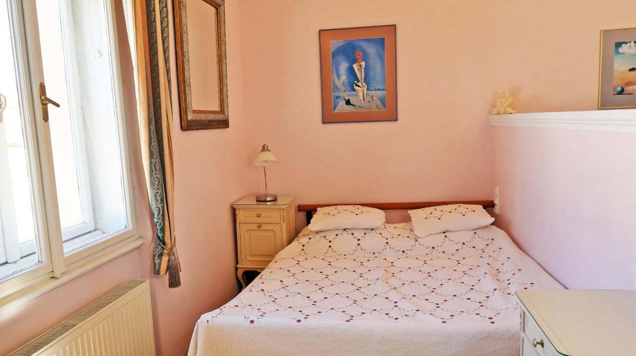 Apartment Themis Karlovy Vary Bagian luar foto